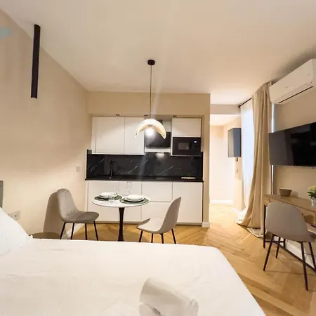 Nordio 3 Tirabora Short Rent Triest
