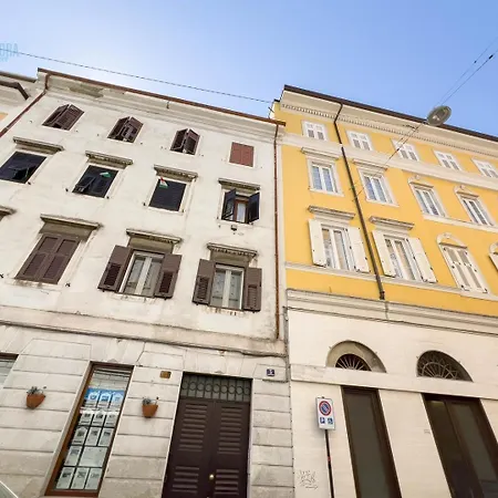 Nordio 3 Tirabora Short Rent Apartment *